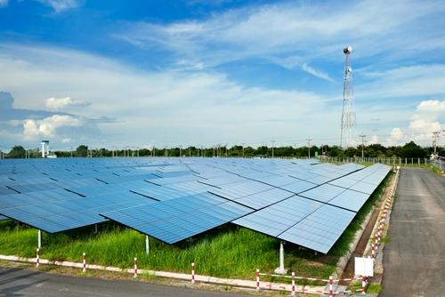 A-Californiabased-startup-similar-to-Kickstarter-allows-individuals-to-invest-in-solar-energy-projects-16001137-31773-0-14063807-500-5a4660306f030