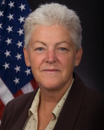 Gina-McCarthy-is-the-new-head-of-the-Environmental-Protection-Agency-16001137-41140-0-14090906-500-5a46675cd2b6d