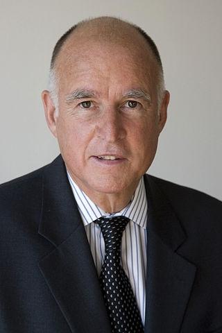 Governor-Jerry-Brown-is-expected-to-sign-AB-327-into-law-16001137-46221-0-14092908-480-5a4656aea8966