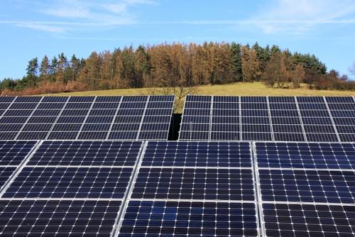 The-US-Department-of-Interior-is-auctioning-off-Solar-Energy-Zones-that-will-be-used-for-solar-farm-development-16001137-43737-0-14002617-500-5a46546551bb4
