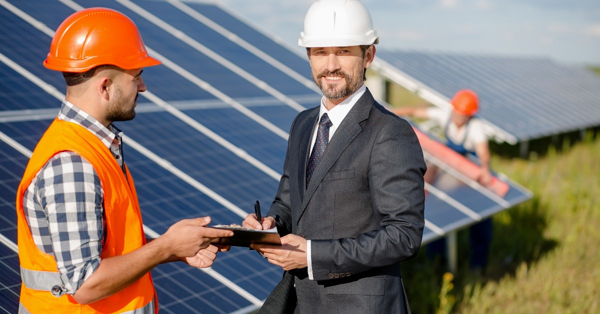 4 Ways Going Solar Can Help You Get LEED Certified