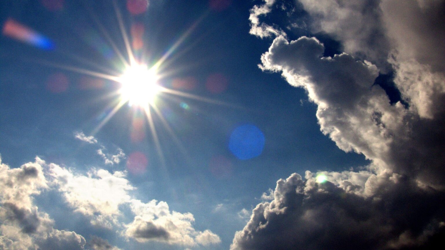 feature - 4 Benefits of Financing Your Solar Energy System