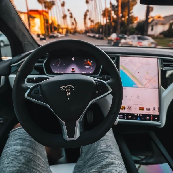 tesla steering wheel