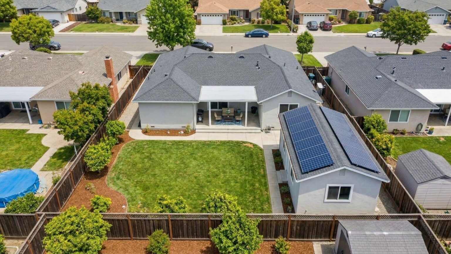 Solar for Multi-Generational Homes - Hero